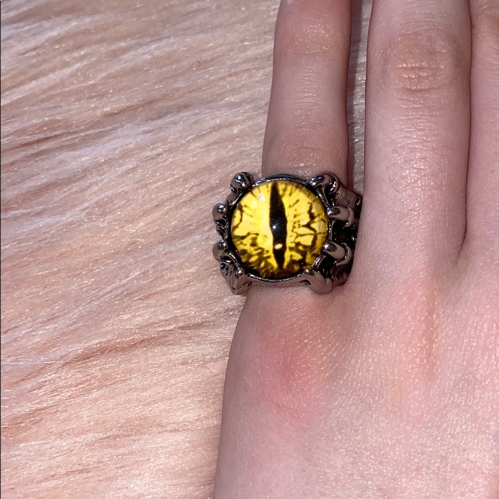 Eye Ring - Picture 7 of 7